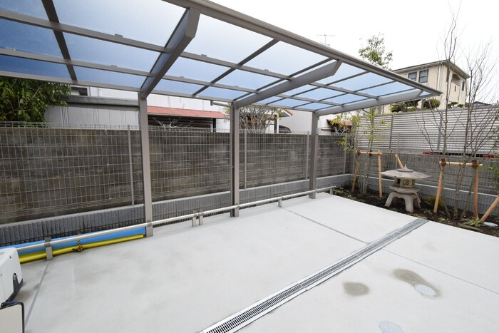 ディアコート芦屋大原町の駐車場