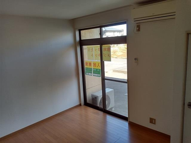 幸明テラスの居間・リビング