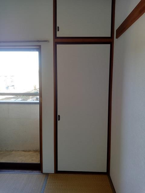 幸明テラスの収納