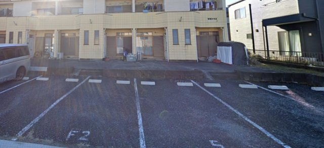 幸明テラスの駐車場