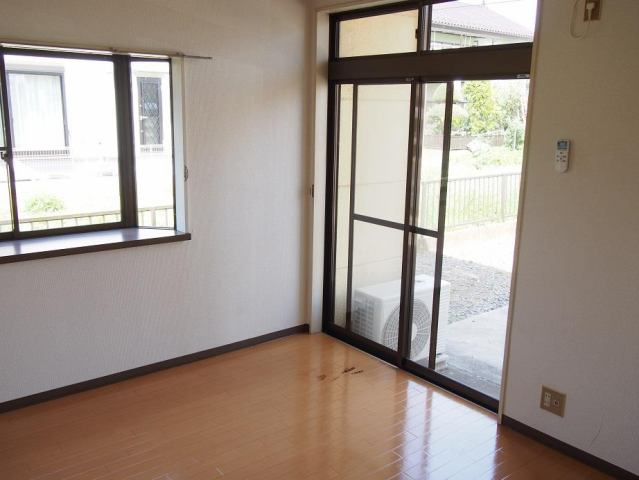 幸明テラスの居間・リビング