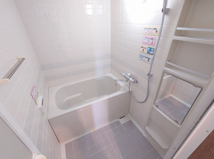 サンライフ清見の浴室