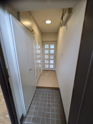 【玄関】 | リヴァーサイド植田