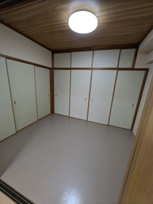 【洋室】 | リヴァーサイド植田