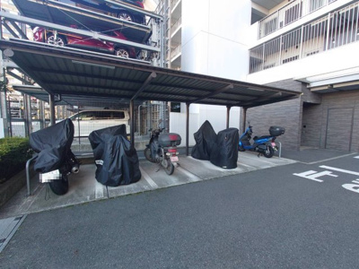 【その他共用部分】 | サングランデ ザ・レジデンス千葉 | バイク置き場