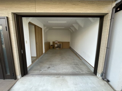 【駐車場】 | 屋内ガレージ付き2階建戸建