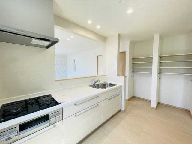 【キッチン】 | 滑川町月の輪第２期　ワイウッドコート　新築戸建　全7棟　2号棟