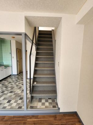 グランドールトキのその他|階段