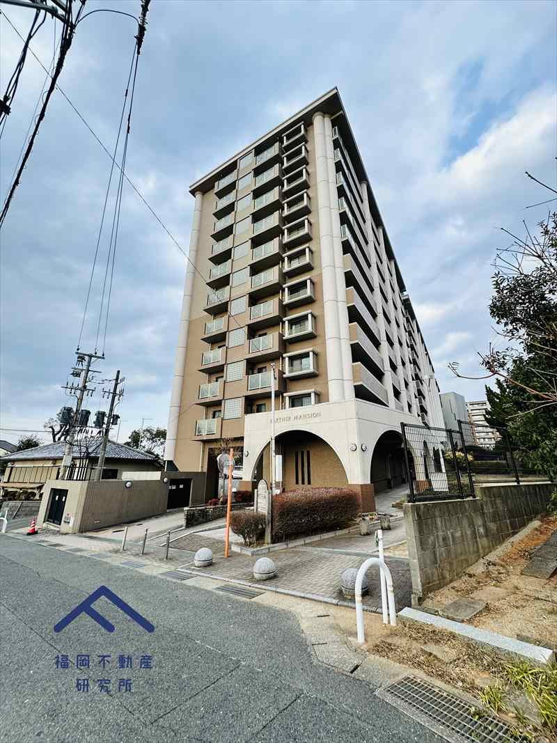 アーサー和白丘フォレスタの外観