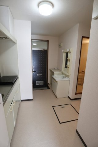 山城コーポＢ号棟の居間・リビング