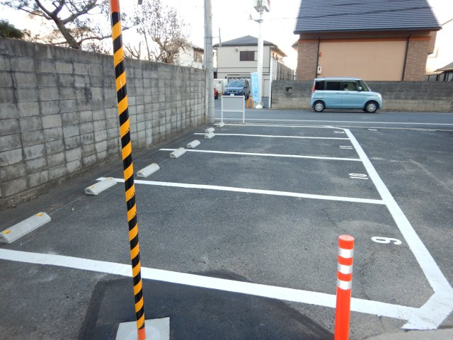 鶴形山東駐車場の駐車場