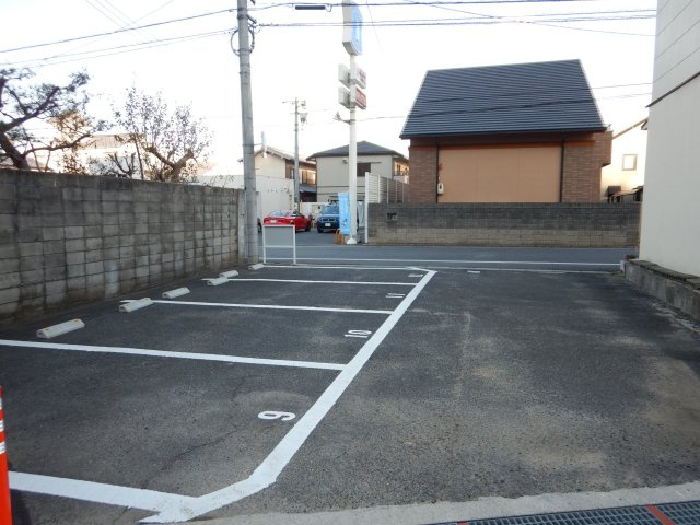 鶴形山東駐車場の駐車場