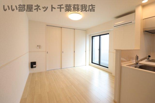 リバーサイドⅡの居間・リビング|ゆったり過ごせる居間です
