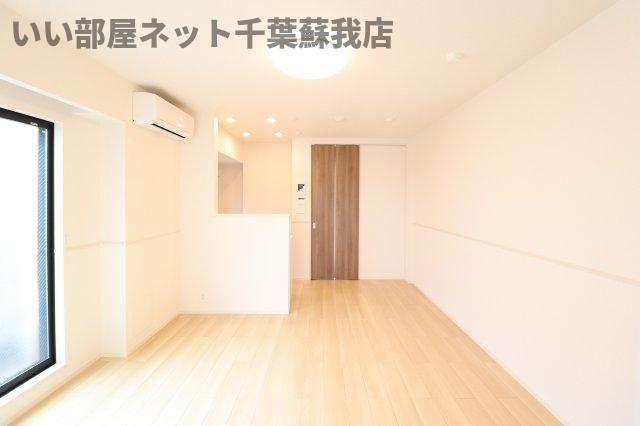 リバーサイドⅡの居間・リビング|ゆったりとした居間です