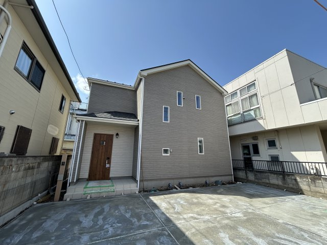 新築　高崎市並榎町５期　Ｈeartful Town　１号棟の外観|現地写真　2025年3月完成しました！類似物件のご内覧等、お気軽にお問合せください♪　							
