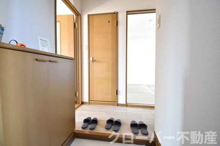 サンピア・Kの玄関