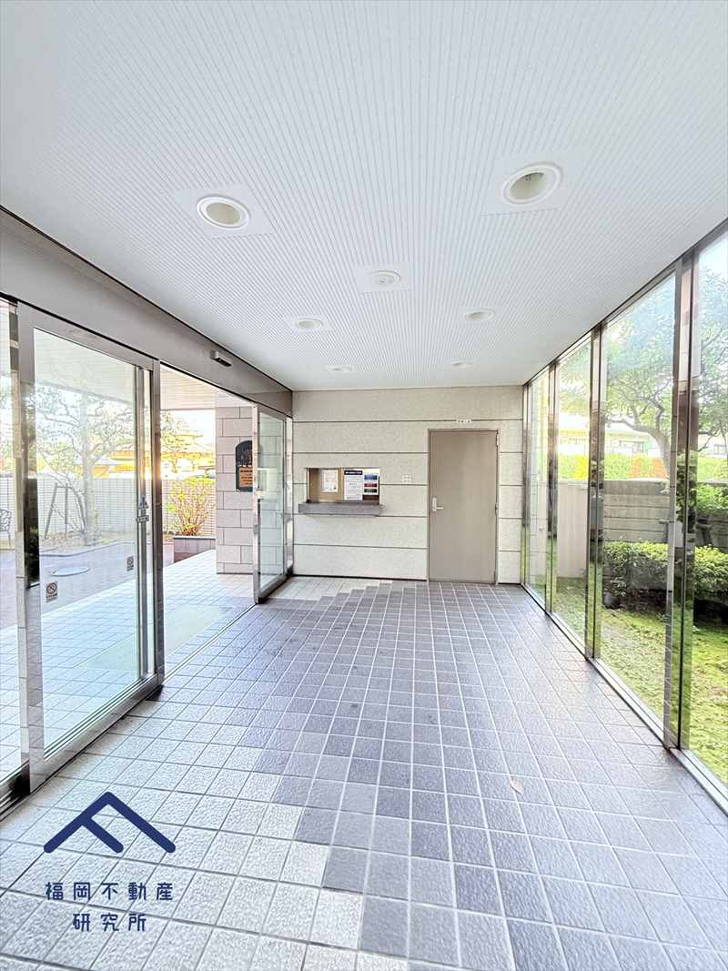 ロワールマンション西大橋2のエントランス