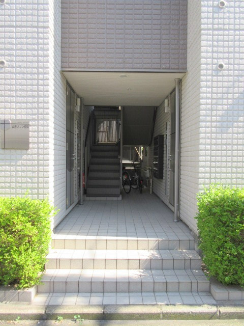 山王メゾン紅梅のロビー