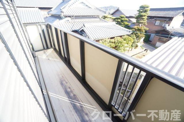 グランコートエースのバルコニー