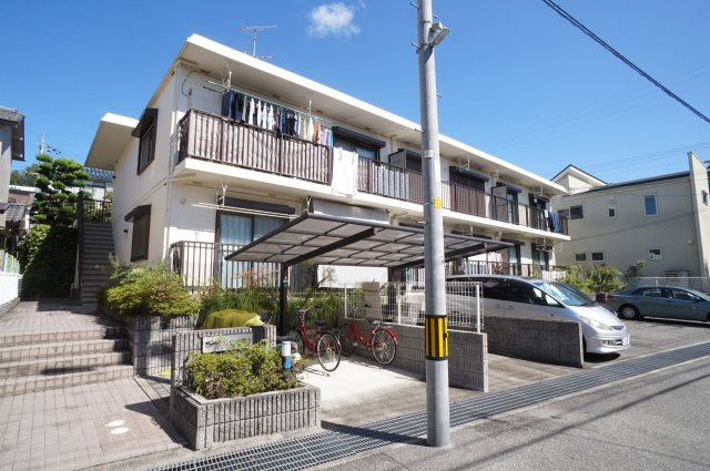 ガーデンハイツ御殿山の外観