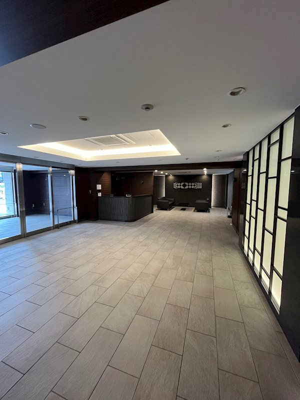 グランマークシティ東向日駅前1217のロビー