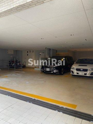 【駐車場】 | インベスト神戸エアフロント