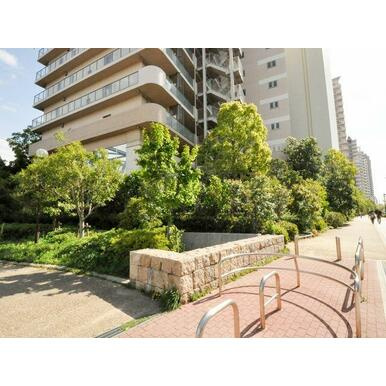 【庭】 | リバーガーデンシティアリス