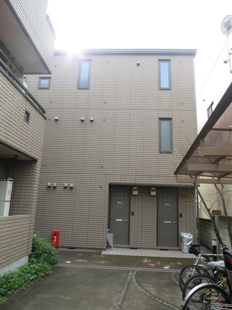 フォレスト代々木Ａのエントランス|☆耐震耐火の高性能住宅・旭化成へーベルメゾン☆