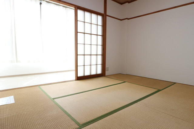 YAMASAKIビルの和室