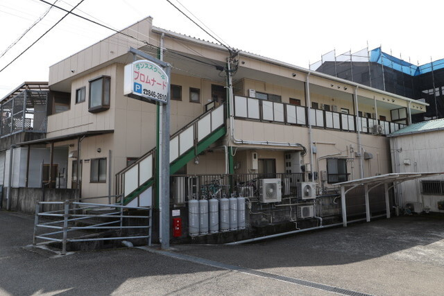 YAMASAKIビルの外観