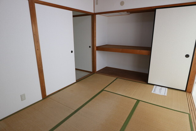 YAMASAKIビルの和室