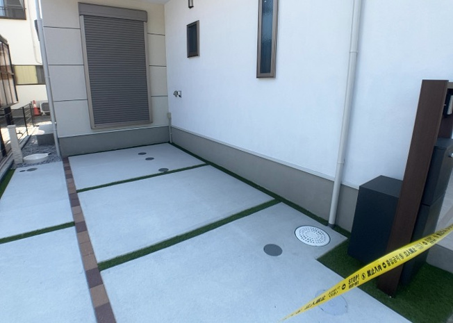 【構造・工法・仕様】 | 木造住宅とは土台、壁、柱など建築物の強度を支える構造体の材に木が使用されている構造を指します。構造体は建物の自重を支えるだけではなく風圧や水圧、積裁荷重などあらゆる衝撃に耐えるための基礎です。