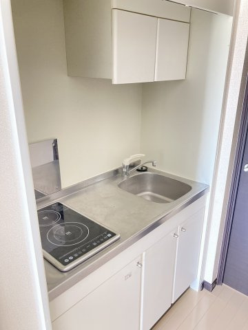 レオネクストＷＥＳＴ　ＳＩＤＥのキッチン