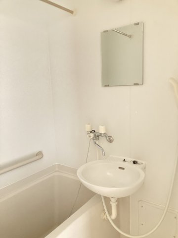 レオネクストＷＥＳＴ　ＳＩＤＥの浴室