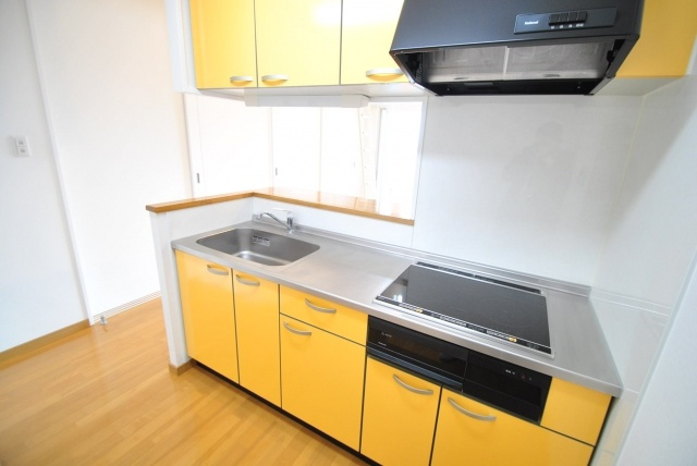 久留米市東櫛原町の賃貸マンションのキッチン|同タイプ　イメージ写真