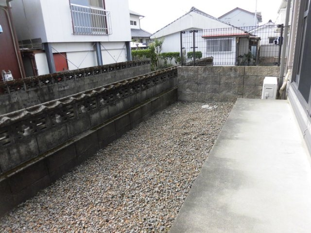 アメニティＫの庭|105 専用庭