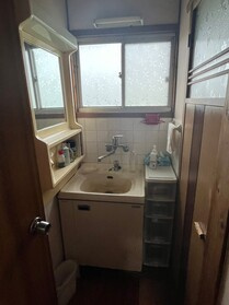 中古戸建の独立洗面台