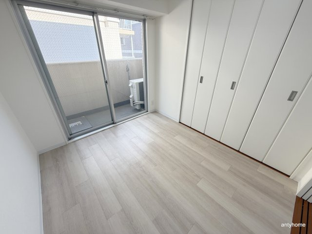 南堀江プライマリーワン　仲介手数料無料の洋室