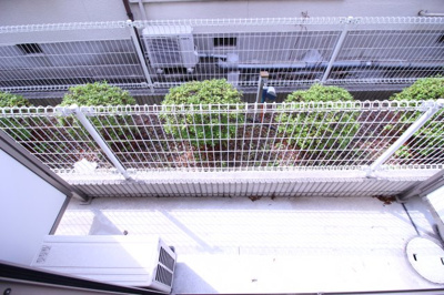 【バルコニー】 | ﾌｼﾞﾊﾟﾚｽ ﾊﾟﾙﾄﾈｰﾙさとのⅠ番館