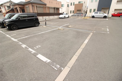【駐車場】 | ﾌｼﾞﾊﾟﾚｽ ﾊﾟﾙﾄﾈｰﾙさとのⅠ番館