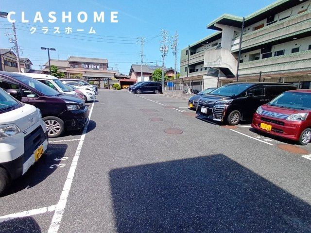 FRESCO　SECOND(東棟)　　刈谷市の賃貸ならクラスホーム刈谷店の駐車場