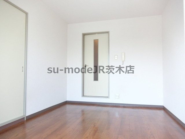 中村10番館の洋室