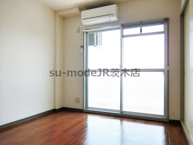 中村10番館の居間・リビング