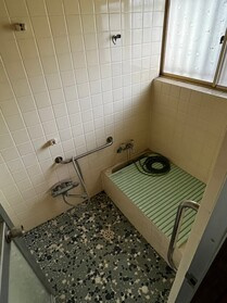 中古戸建の浴室