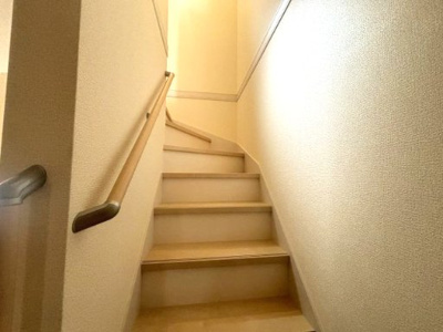 【内装】 | Kolet岩槻城町 | 内装は落ち着いています