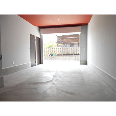 【エントランス】 | Garage Villa 米津