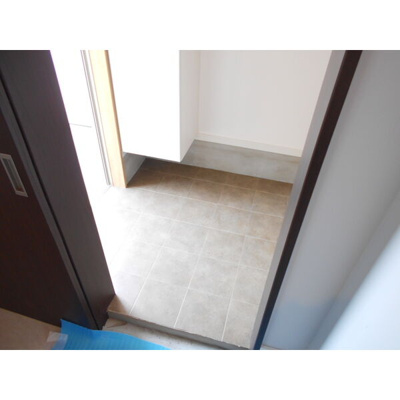 【玄関】 | Garage Villa 米津