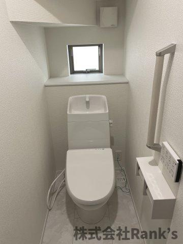 明石市東朝霧丘のトイレ|1階、2階にあり便利です。