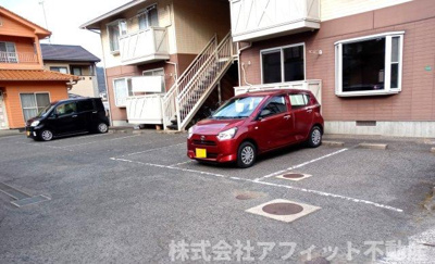 【駐車場】 | パルティール春日