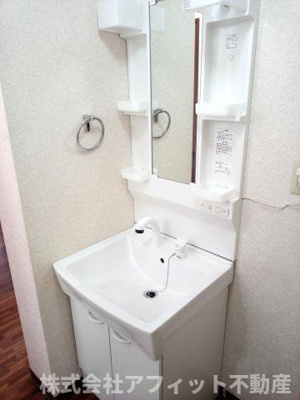 【洗面所】 | パルティール春日 | 洗髪洗面化粧台